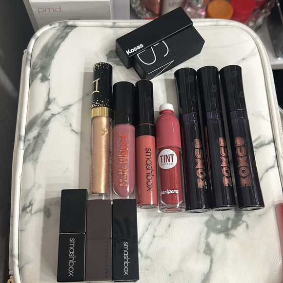 Lip Bundle - Picture 3 of 3
